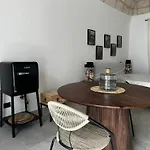 Vicoloterzo 4* Μπάρι